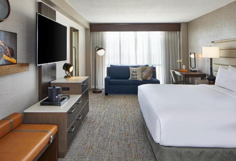 带大床的标准间, Renaissance Mobile Riverview Plaza