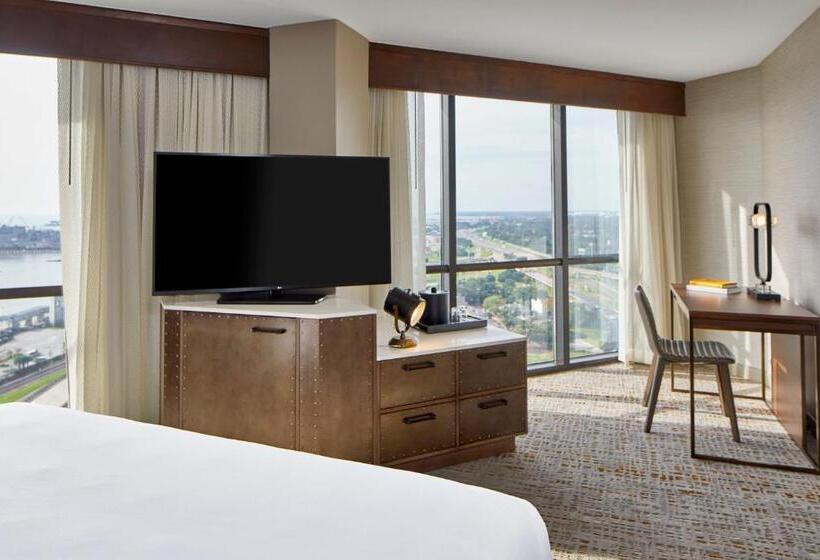 带大床的标准间, Renaissance Mobile Riverview Plaza