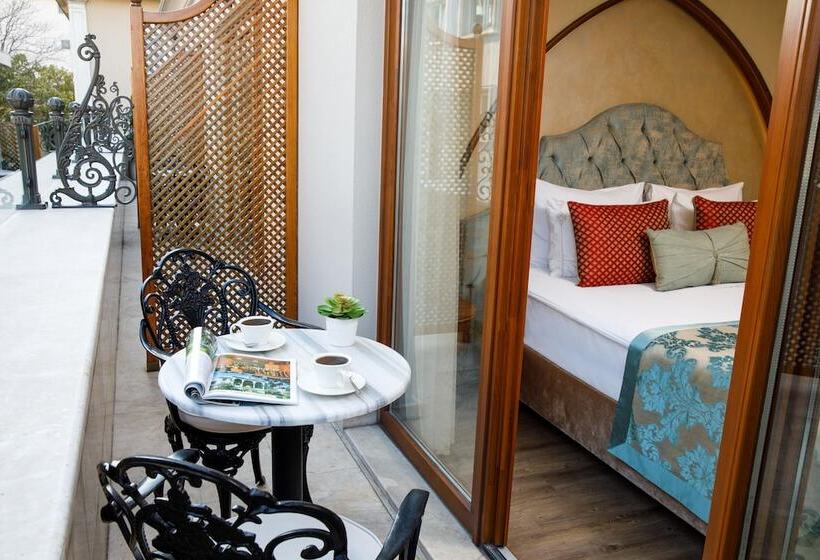 اتاق لوکس با تراس, Romance Istanbul Hotel Boutique Class
