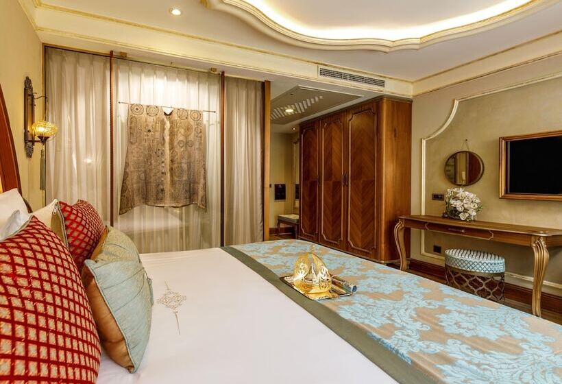اتاق لوکس با تراس, Romance Istanbul Hotel Boutique Class
