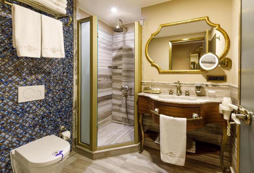 اتاق لوکس سه تخته, Romance Istanbul Hotel Boutique Class