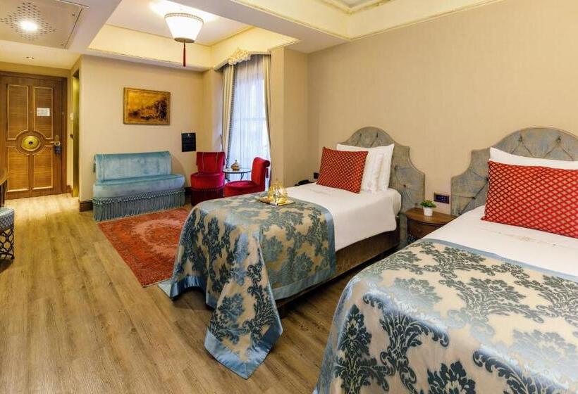 اتاق لوکس سه تخته, Romance Istanbul Hotel Boutique Class