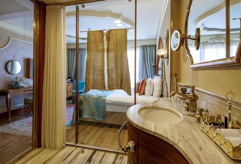 اتاق لوکس با تراس, Romance Istanbul Hotel Boutique Class