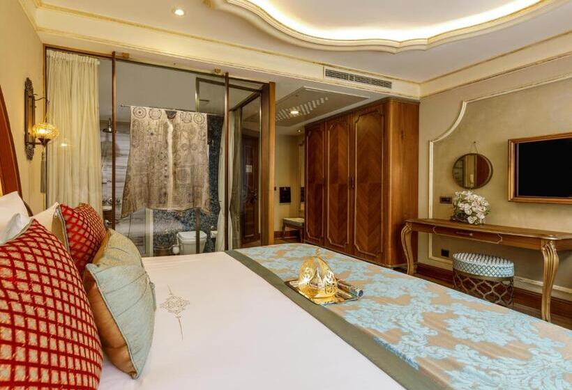 اتاق لوکس با تراس, Romance Istanbul Hotel Boutique Class