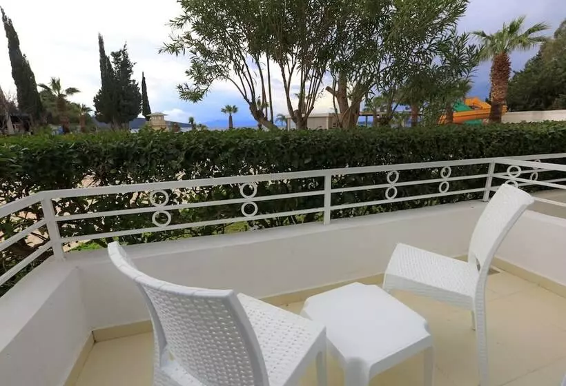 ガーデンビュースーペリアールーム, Labranda Tmt Bodrum