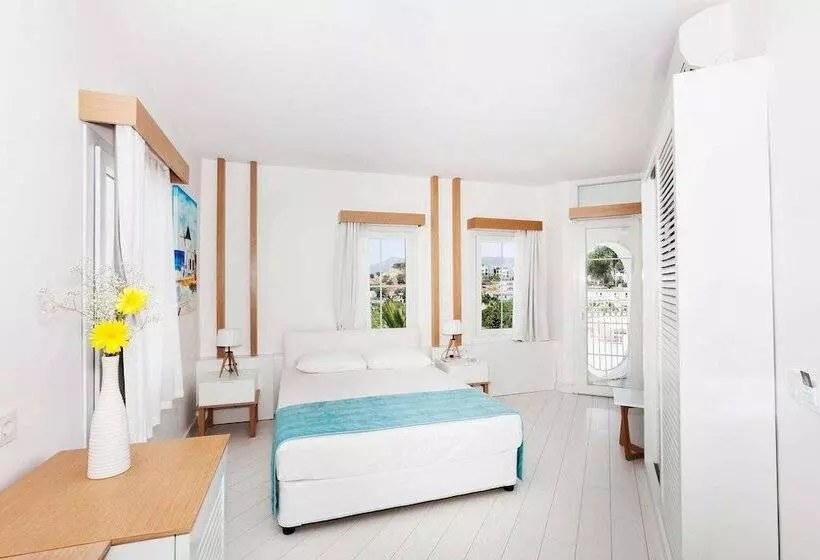 コンフォートルーム, Labranda Tmt Bodrum