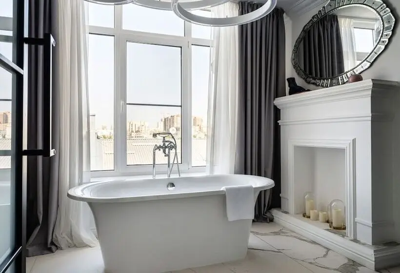 سوئیت رویال, Boutique Hotel 39
