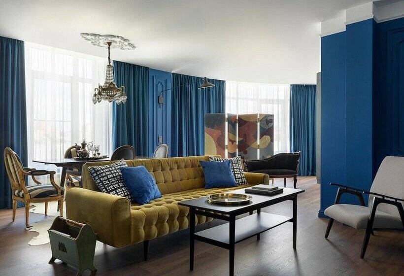 سوئیت رویال, Boutique Hotel 39