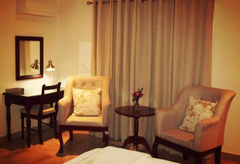 Номер Deluxe, New Haven Guest House  Ltd