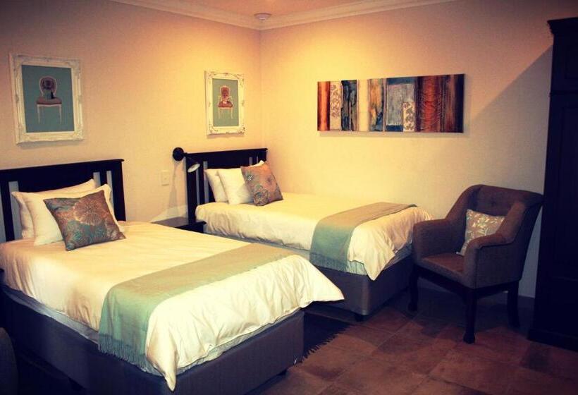 Номер Стандарт, New Haven Guest House  Ltd