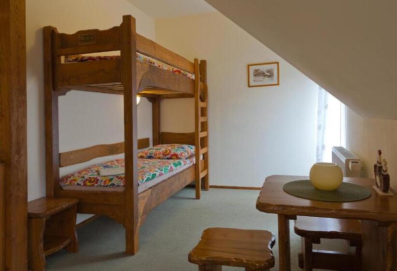 اتاق استاندارد چهار تخته, Mileżówka   Noclegi&spa