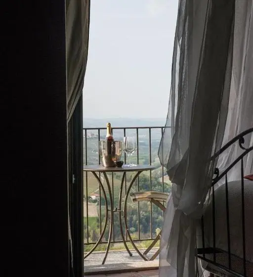 اتاق استاندارد, Agriturismo La Torricella