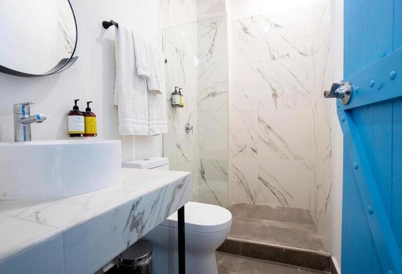 디럭스 룸, Casa Pia