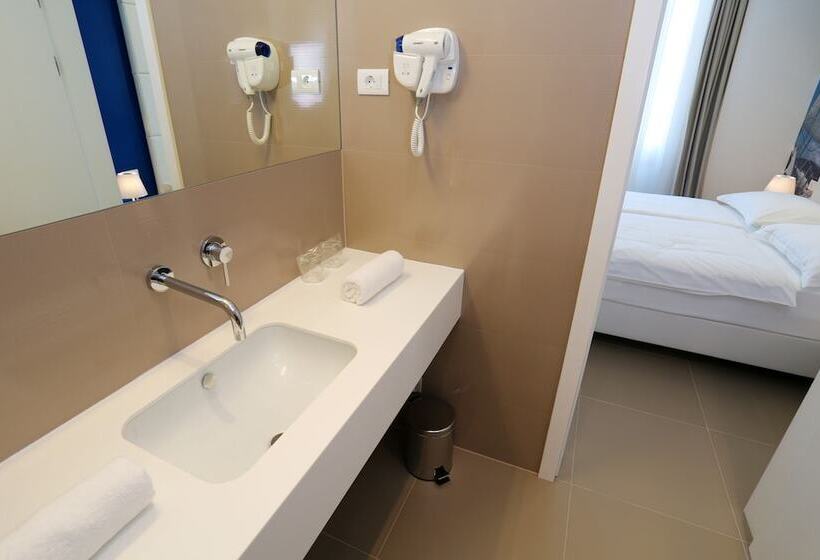 Deluxe-huone Kaupunkinäkymä, Guesthouse Villa Scalaria