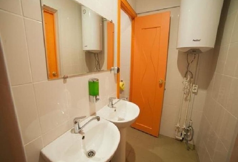 اتاق استاندارد, Hostel Dom