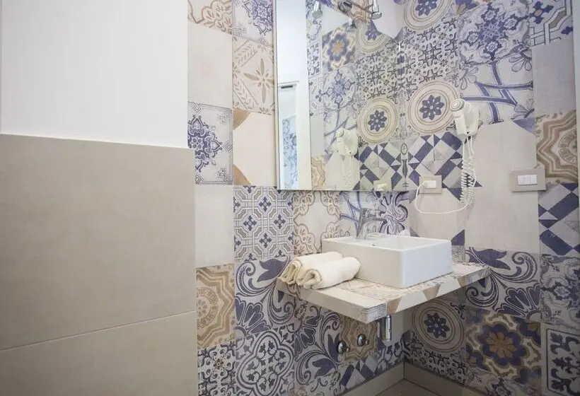 اتاق استاندارد سه نفره, Boutique & Spa Sirena