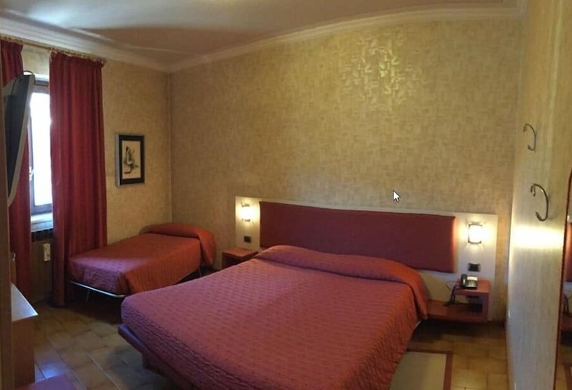 标准三人间, Euro