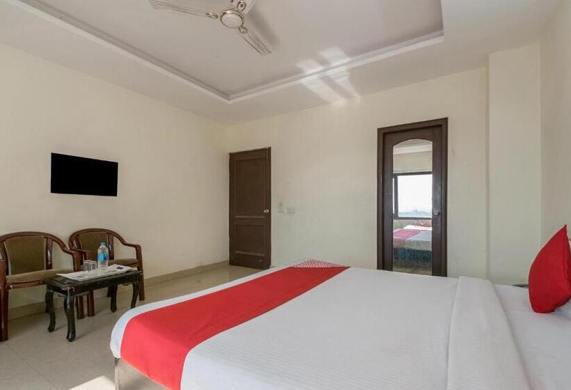 Трехместный Номер Классика, Triund Regency By Oyo Rooms
