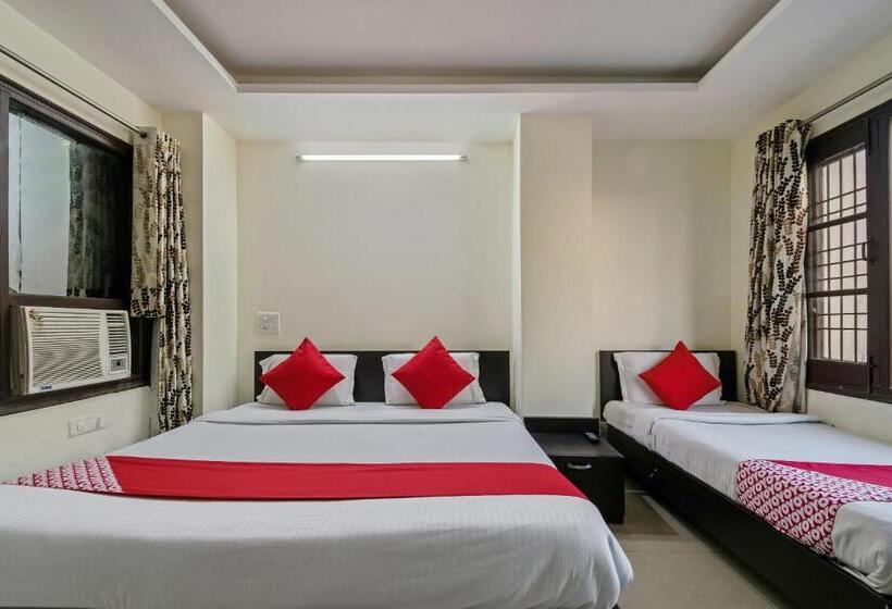 Quarto Triplo Deluxe, Triund Regency By Oyo Rooms