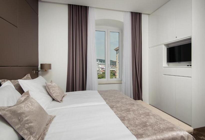 غرفة ديلوكس مطلة على المدينة, Dream Luxury Rooms