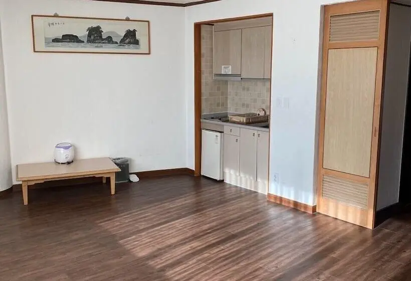 スタンダードスタジオ, Seorak Pine Resort