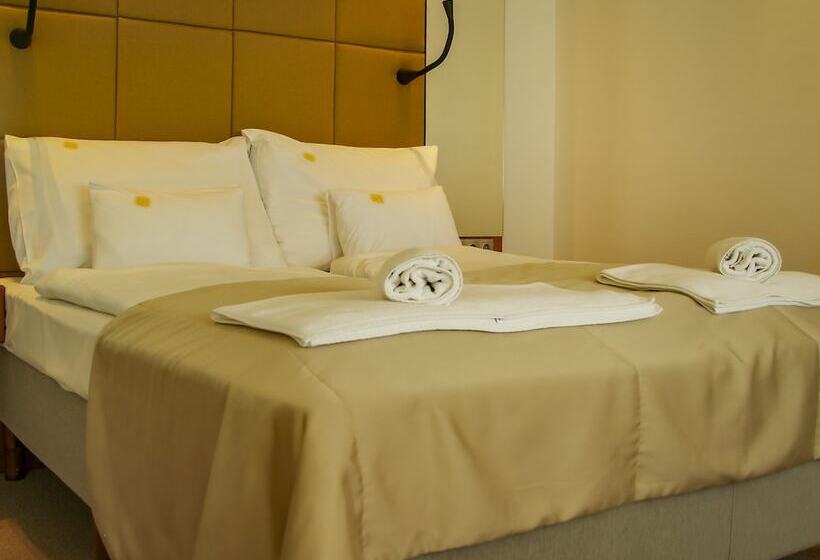 Номер Superior, Világos Hotel Balatonvilágos