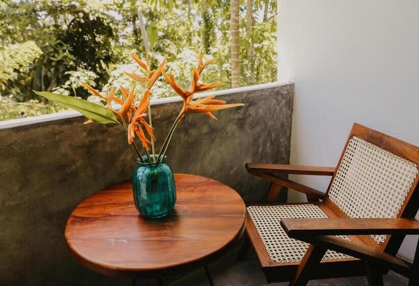 Семейный Номер, Jungle Soul