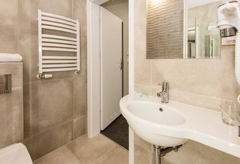 سوییت لوکس, Seapark Hotel Wellness & Spa