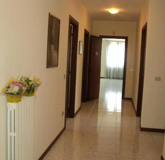 Standard Kolmen Hengen Huone, Il Piccolo Golf