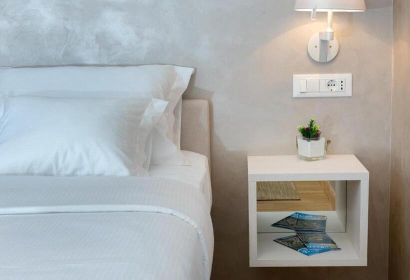 اتاق لوکس, Villa Luna Trogir