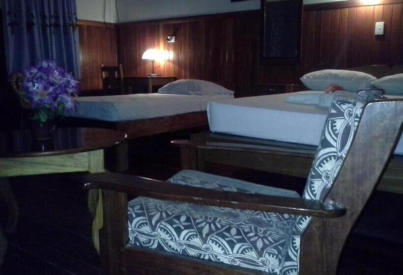 سوییت, Rekona Lodge