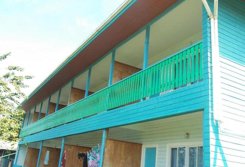 سوییت, Rekona Lodge