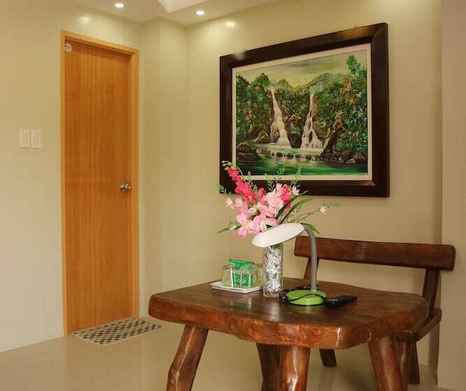 Семейный Номер, Ea Apartelle  Metro Vigan
