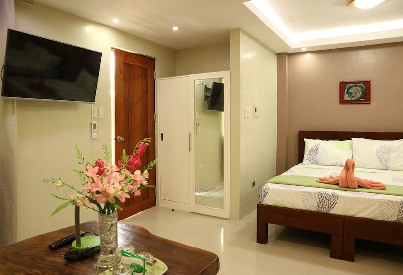 اتاق خانوادگی, Ea Apartelle  Metro Vigan