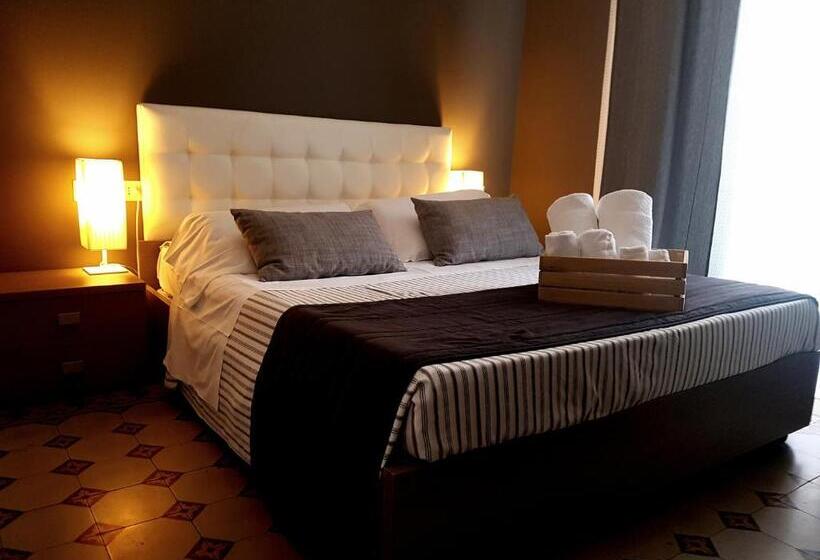 اتاق استاندارد با بالکن, Ottomood Ala Ovest Catania Centro