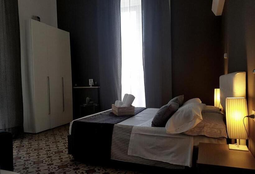 اتاق استاندارد سه تخته با بالکن, Ottomood Ala Ovest Catania Centro