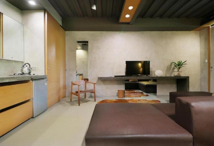 סטודיו דלוקס, Clio Apartment