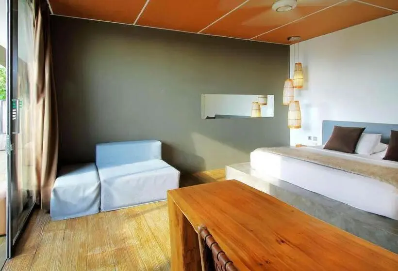 سوییت, Clio Apartment