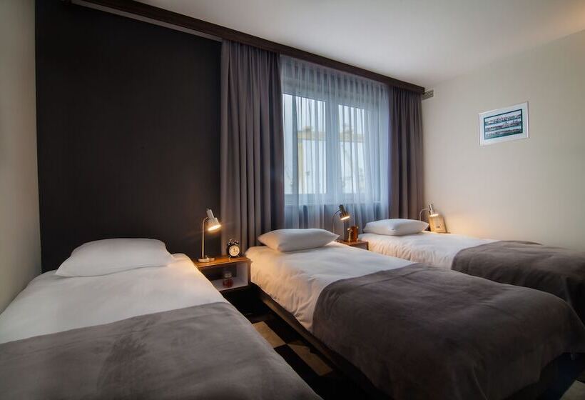 スタンダードトリプルルーム, Vulcan