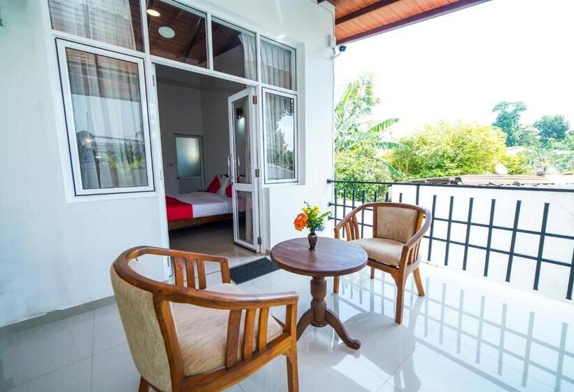 Quarto Deluxe com Sacada, Dazzling Villa