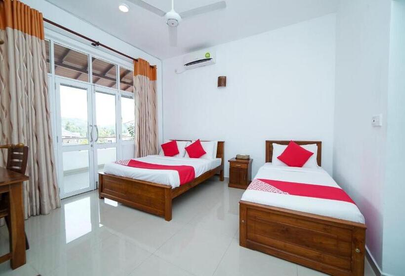 Quarto Triplo Superior, Dazzling Villa
