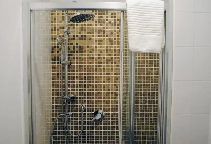 اتاق لوکس, Guest House Cavour 278