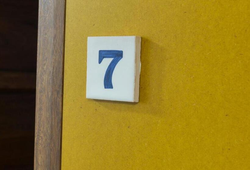 Camera Standard Bagno Condiviso, Republica Bed & Breakfast