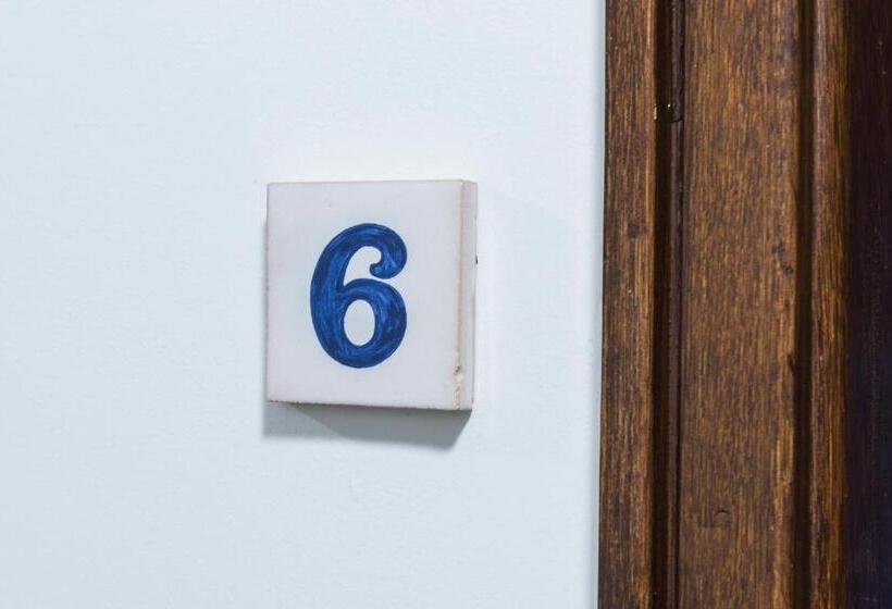 Camera Standard Bagno Condiviso, Republica Bed & Breakfast