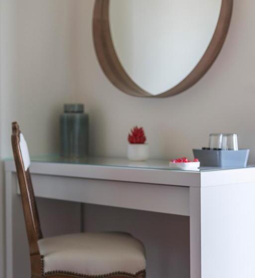 Camera Standard Bagno Condiviso, Republica Bed & Breakfast