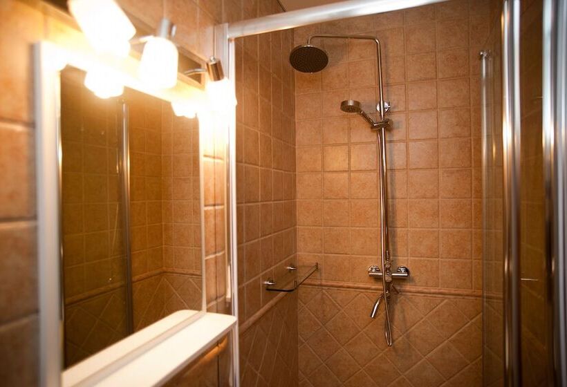 اتاق سوپریور, Nachalnik Kamchatki