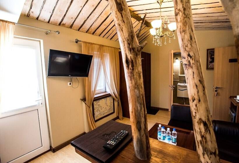 سوییت جونیور, Nachalnik Kamchatki