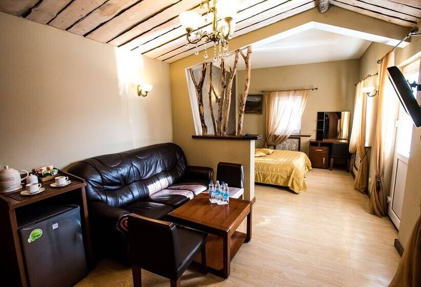 سوییت جونیور, Nachalnik Kamchatki