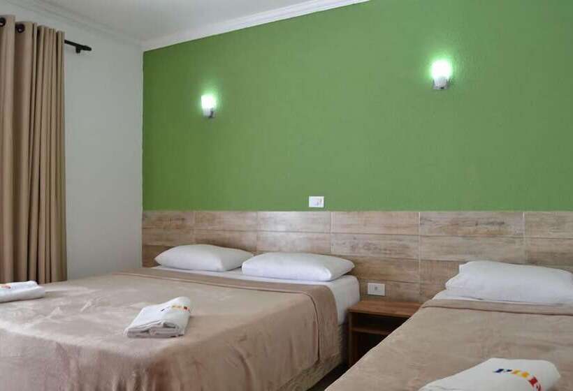 标准三人间, Pousada Beija Flores