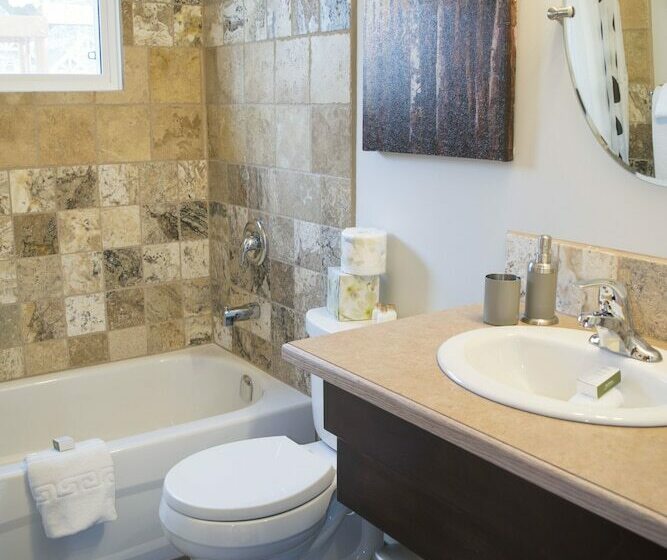 جناح بريميوم غرفتين نوم, Yamnuska Suites